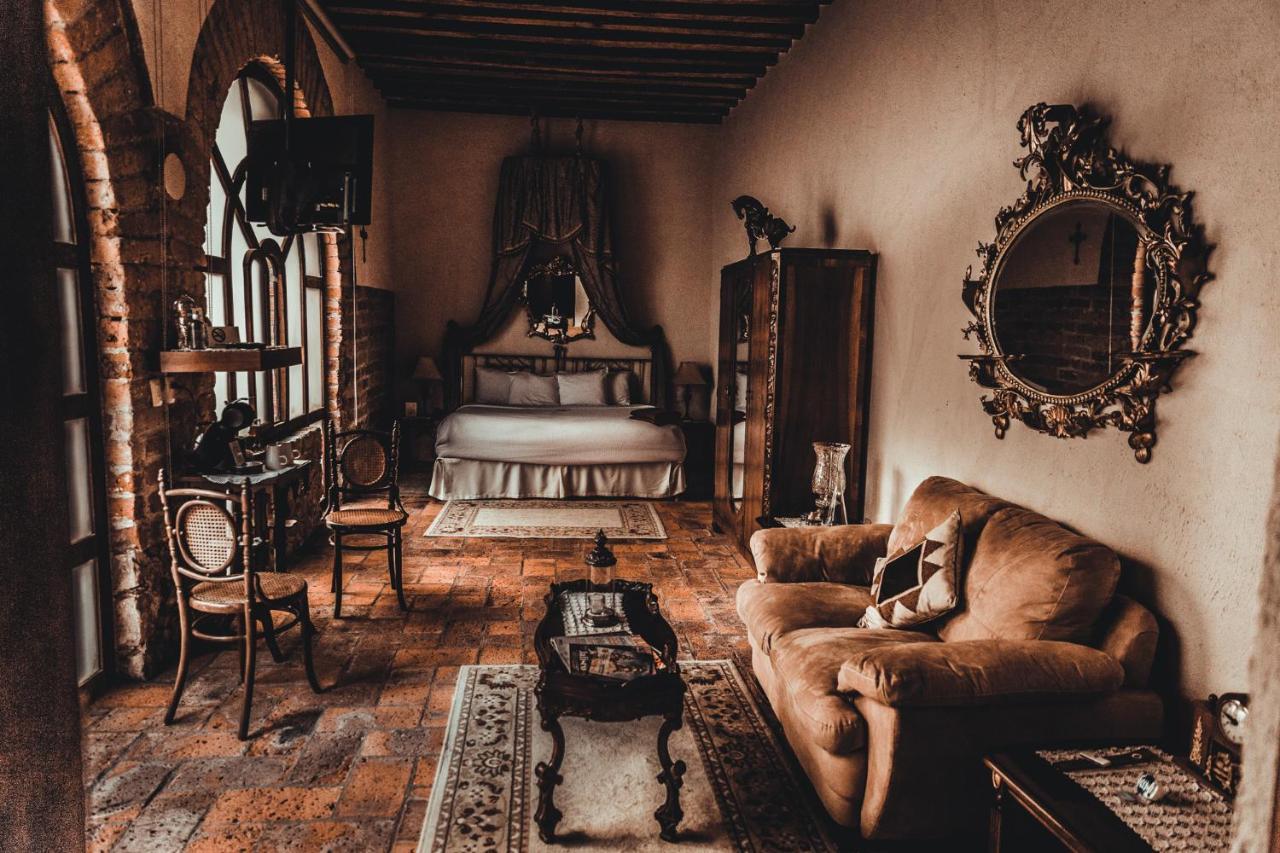Hacienda Sepulveda Hotel & Spa (Adults Only) 拉戈斯德莫雷诺 外观 照片