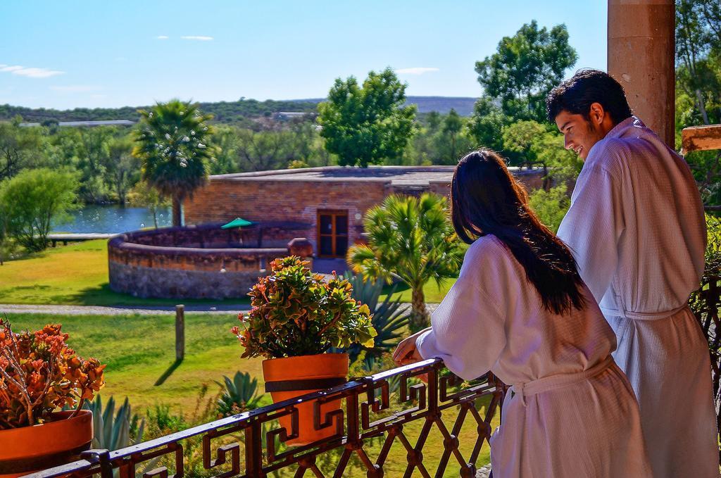Hacienda Sepulveda Hotel & Spa (Adults Only) 拉戈斯德莫雷诺 外观 照片